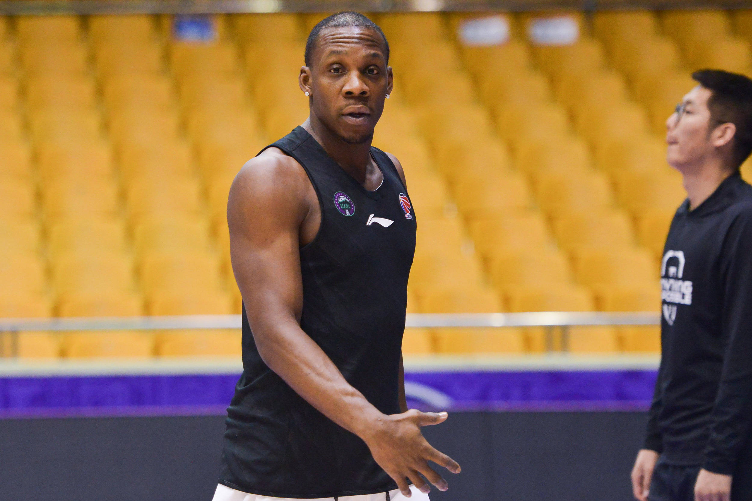 关于梅斯客场失利，积分榜继续下滑的信息