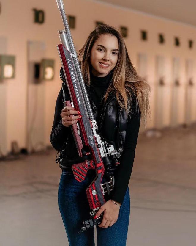 开云体育app下载地址-塞尔维亚第一射手在射击比赛中勇夺金牌
